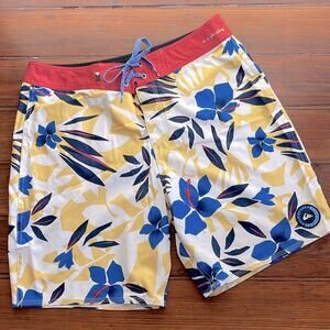 Quiksilver floral print unlined surf board shorts sz 33